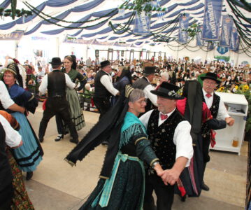 Gaufest – 100 Jahre „Schloßbergler Reichertshofen“ und 99 Jahre Donaugau